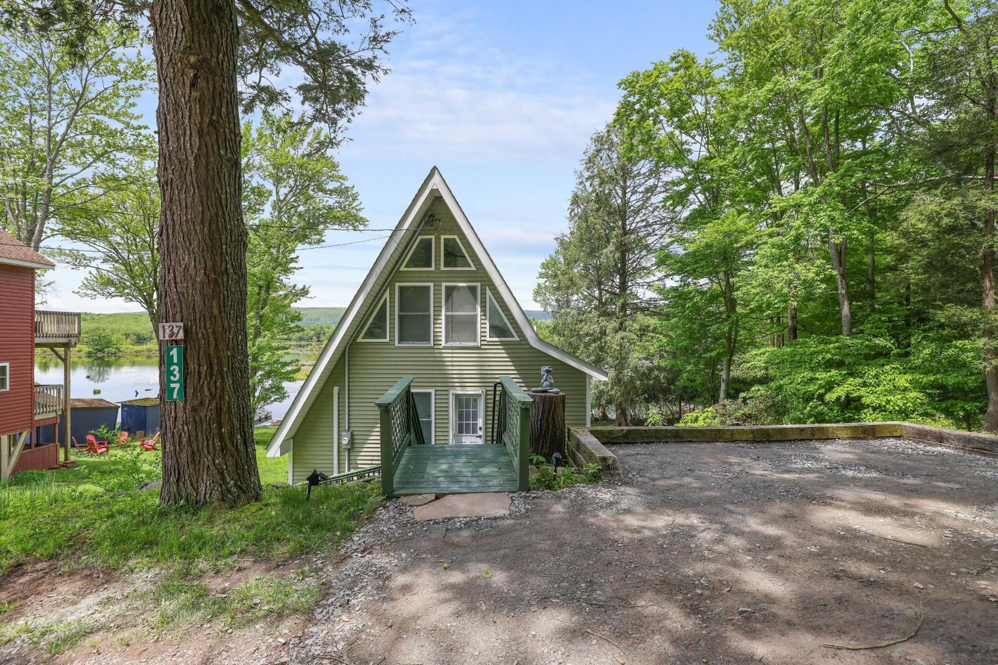 Lakefront A-Frame, Dock, Kayaks, Fire Place Lake Ariel Exterior foto